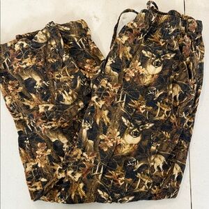 RedHead Camouflage/Deer Print Pajama/Loungewear Pants - Medium